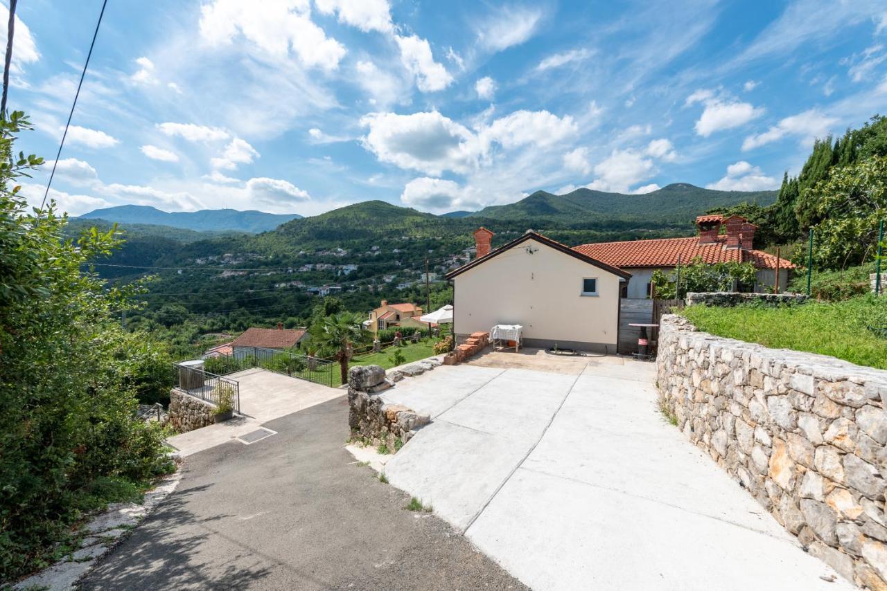 Sea View Apartment With Garden Near Opatija Veprinac Luaran gambar