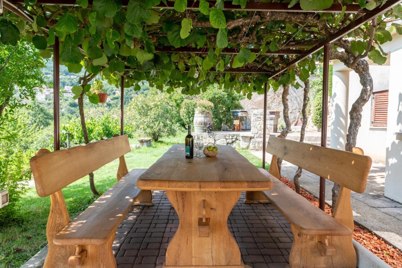 Sea View Apartment With Garden Near Opatija Veprinac Luaran gambar
