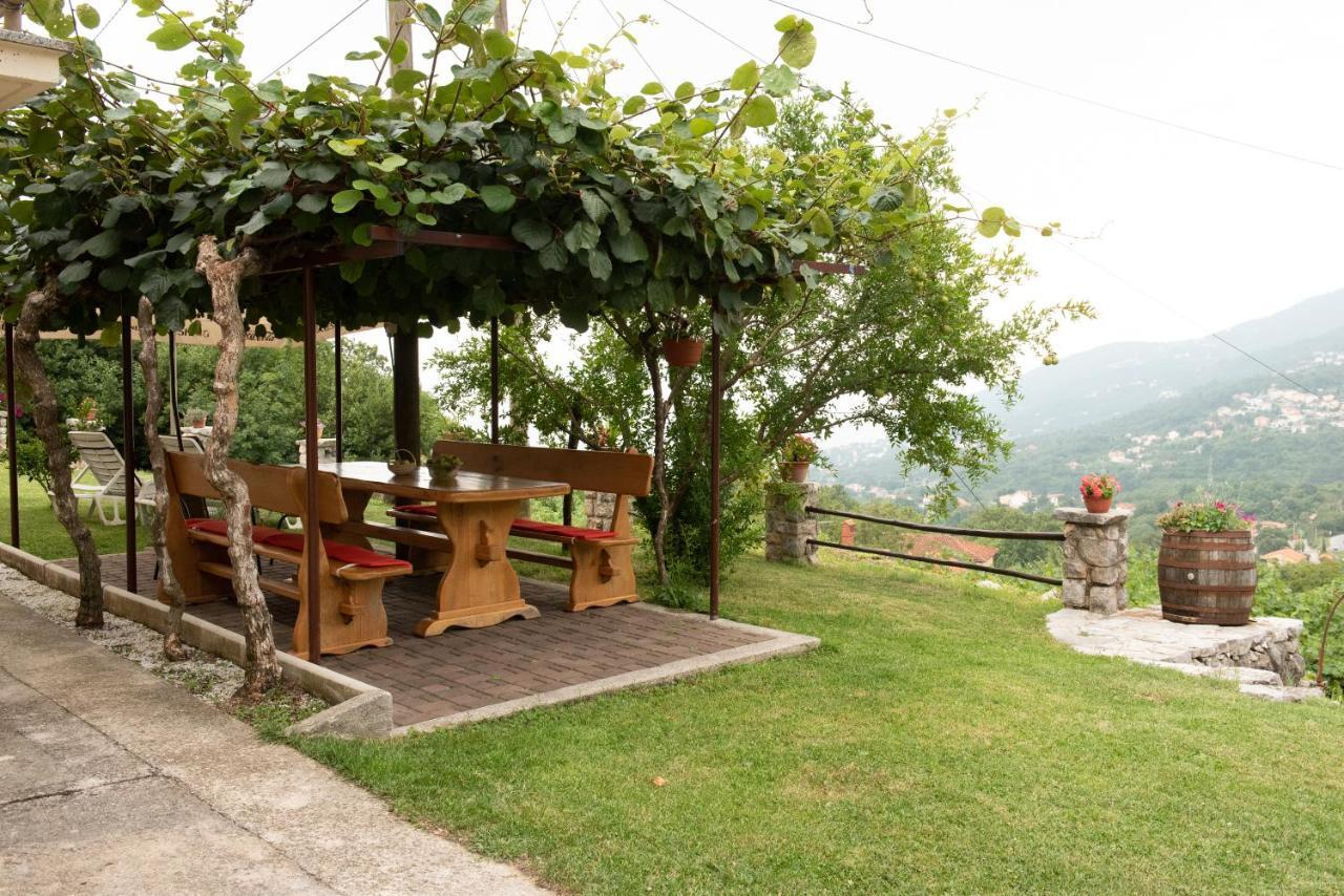 Sea View Apartment With Garden Near Opatija Veprinac Luaran gambar