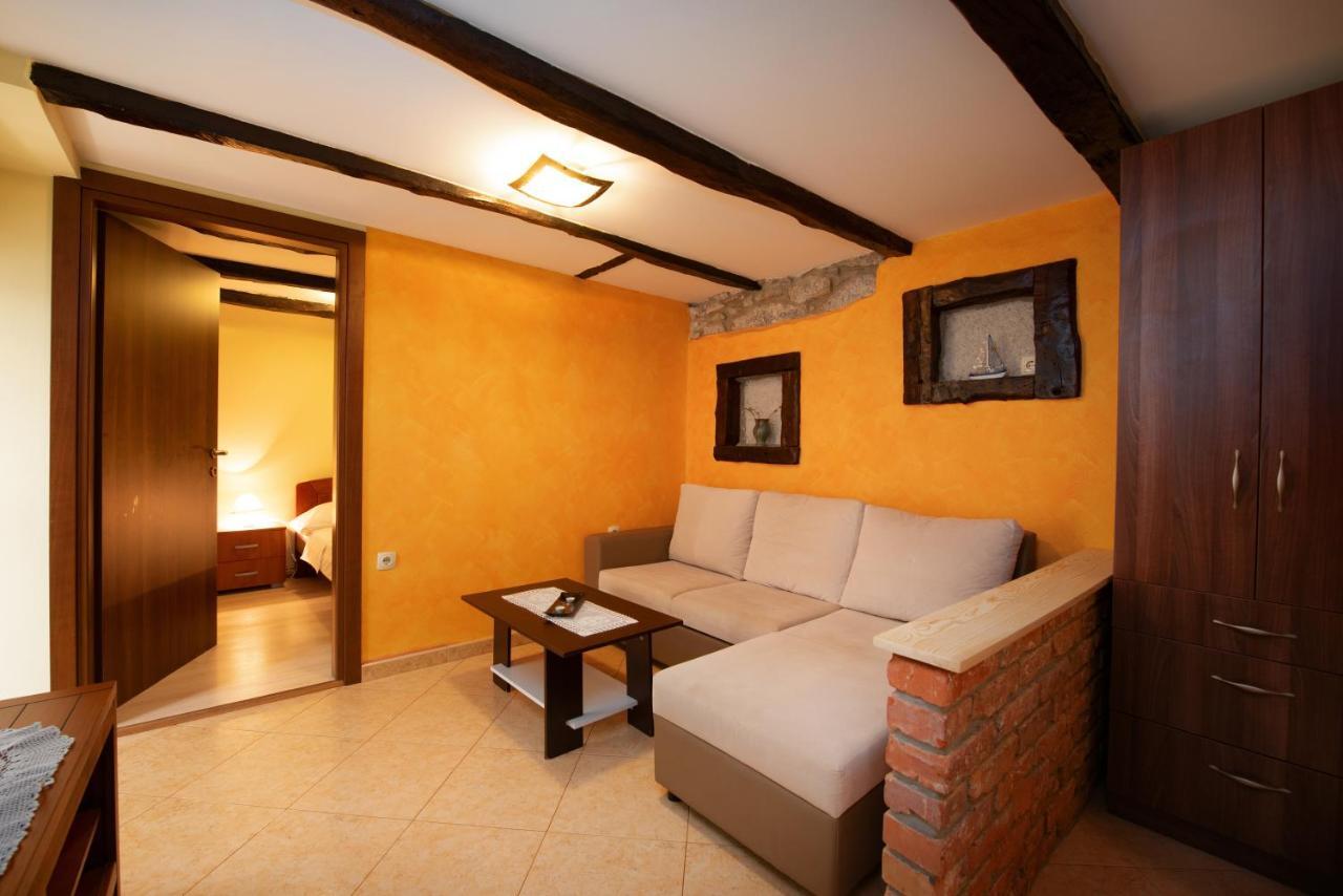 Sea View Apartment With Garden Near Opatija Veprinac Luaran gambar
